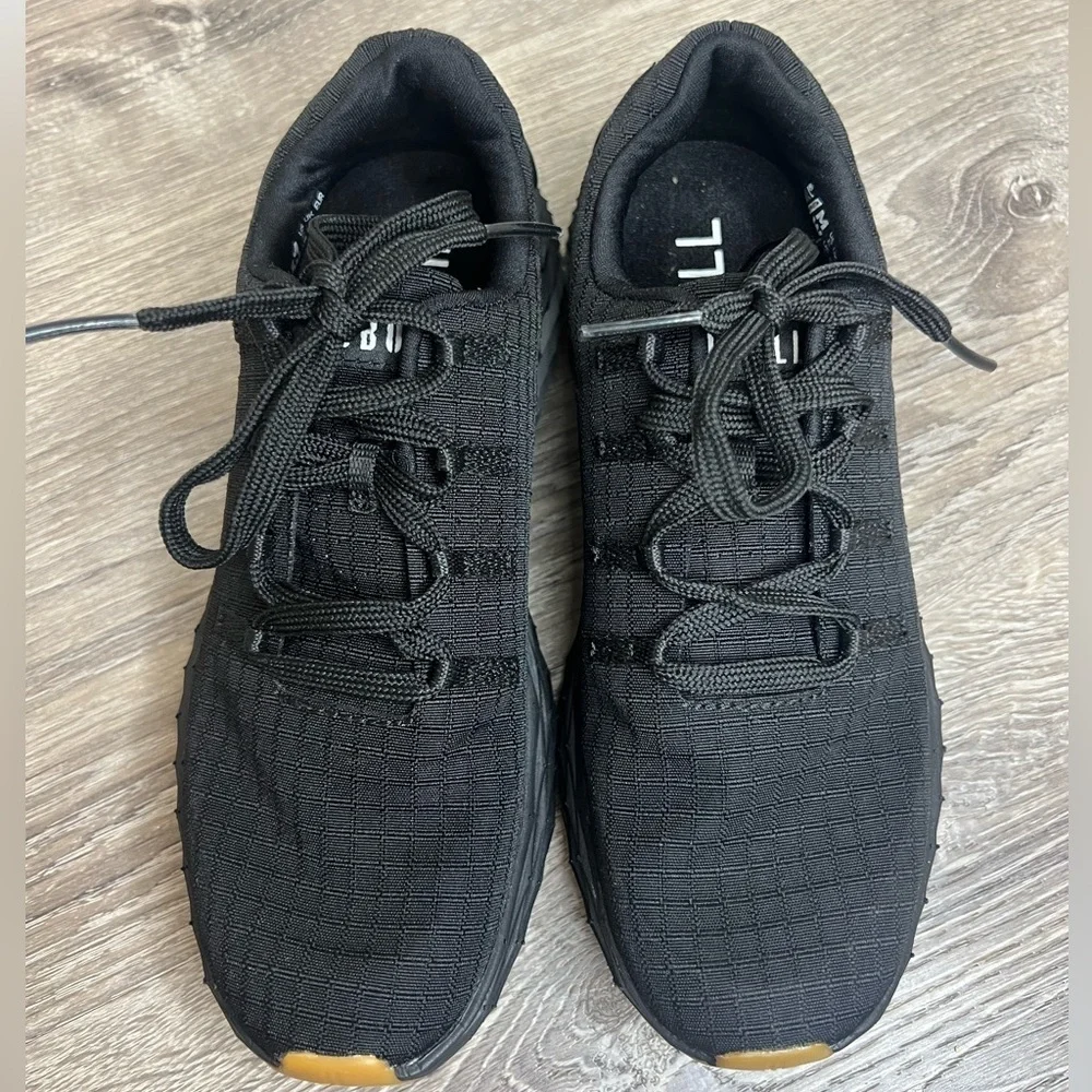 NO BULL Ripstop Runner, Black Women’s Size 5
